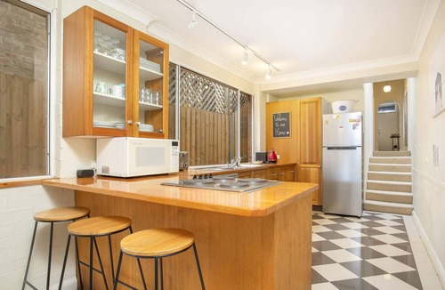 Leichhardt House | Comfortable Terrace in Central Location