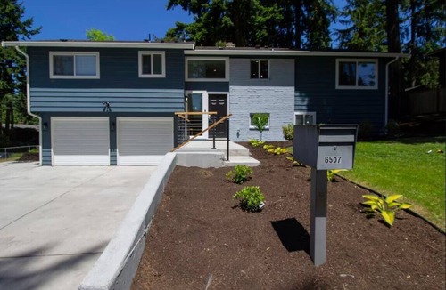Mountlake Terrace House | Comfortable and Convenient!