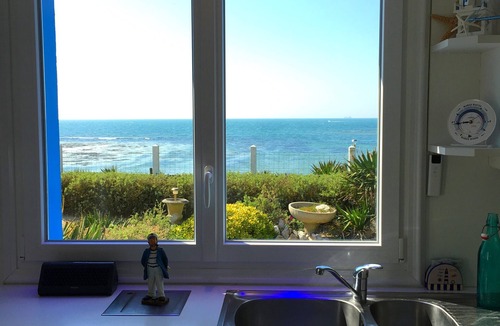 La Plaine-sur-Mer Villa | Comfortable villa south Brittany with indoor pool