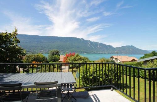 Viviers-du-Lac Villa | Comfortable villa with a view of Lake Bourget