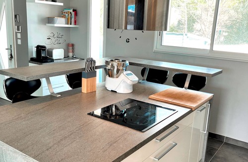 Montarnaud House | Comfortable villa - ideal for families