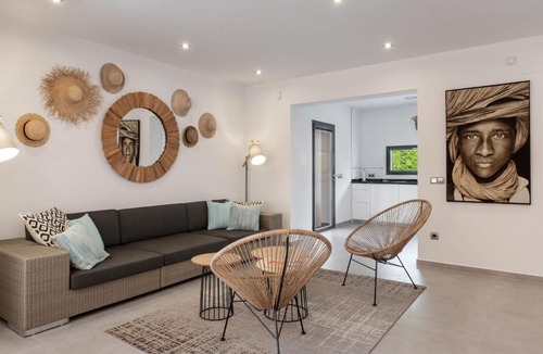 La Empedrola Villa | Comfortable Villa in Calpe with Pool