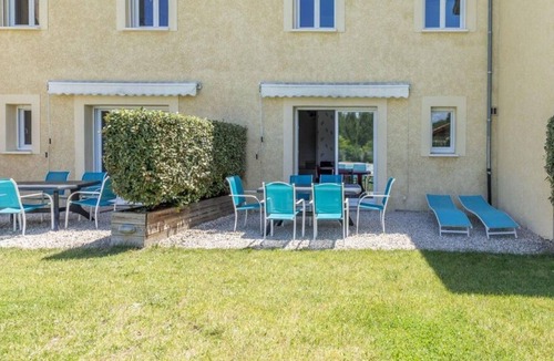 Gagnieres House | comfortable villa with shared pool on a private estate