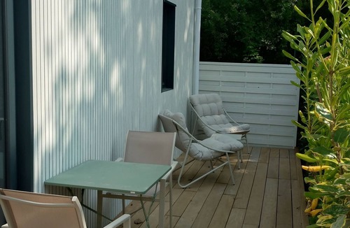 Dompierre-sur-Mer Apartment | Comfortable wood-frame studio for 2 people 15 mins from La Rochelle