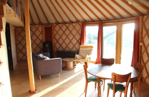 Argentonnay House | Comfortable yurt on the edge of the valley.
