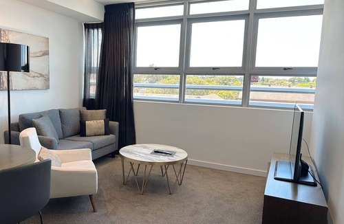 Chatswood CBD Apartment | ComfortableandConvenient Rental Apt in Chatswood