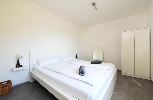 Arcegno Apartment | Comfortably Losone