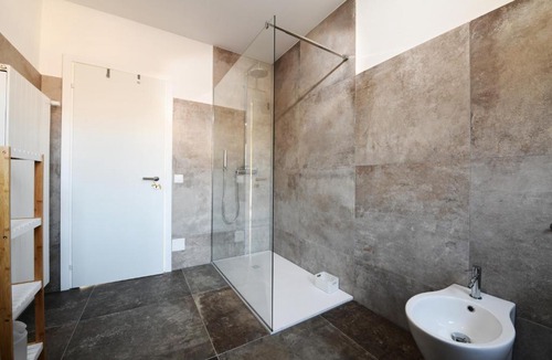 Arcegno Apartment | Comfortably Losone