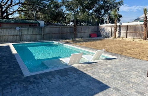 Laguna Beach Estates House | Comforts of home and just a 5 min walk to the beach! Plus private pool