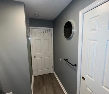 Orange Apartment | Comfortstayrus