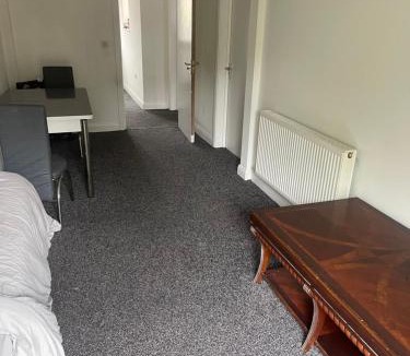 Hacton House | ComfortVilla LR