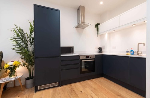 Shirley Apartment | Comfty 1 Bedroom Apartment