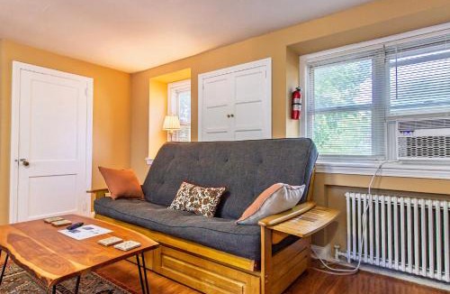 Bryn Mawr Apartment | Comfy 1 BR Hide Away Apt w Garage Parking