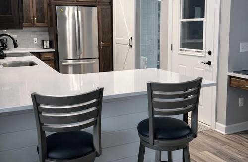 St. Francis Apartment | Comfy 1 King Bed & 1 Queen Sofa Sleeper ~ Wooded~Groomed~Walking Trails
