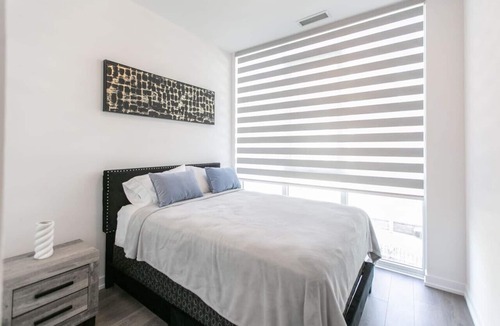 Innisfil Apartment | Comfy 1BR Condo w/Balcony, BBQ, Pool & Parking
