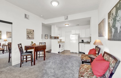 Germantown Apartment | Comfy 1BR in East Germantown