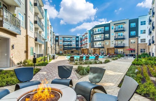 Montopolis Apartment | Comfy 1BR King Suite Close to Downtown w Fast Wifi