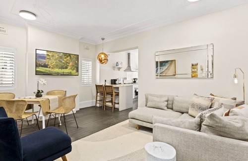 Manly Apartment | Comfy 2-Bed Apartment with A/C throughout