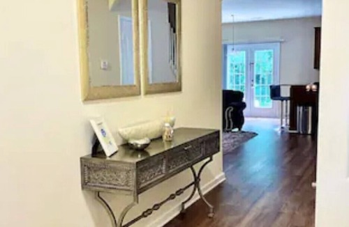 Bermuda House | Comfy 2-bedroom 1.5 Bath in a Beautiful community