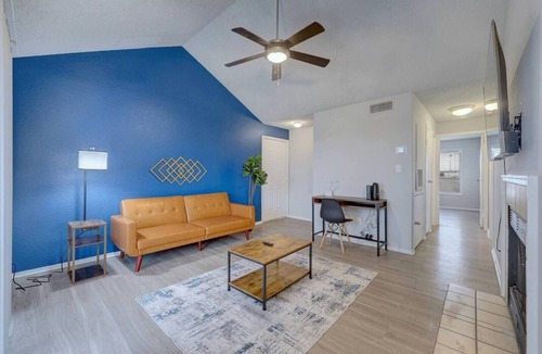 Milwood Apartment | Comfy 2BD Apt | Austin Texas