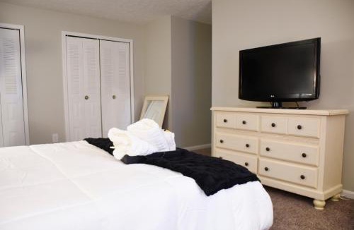 Hayfield Dundee Apartment | Comfy 2BR-1 Retreat in an ideal location