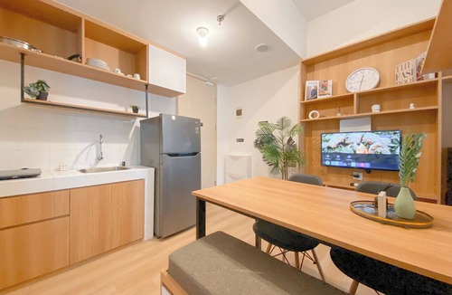 Old Jakarta Apartment | Comfy 2Br Apartment At Tokyo Riverside