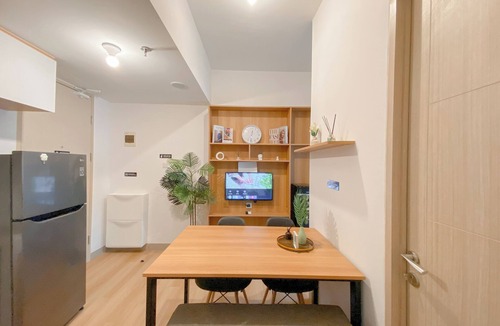 Old Jakarta Apartment | Comfy 2Br Apartment At Tokyo Riverside