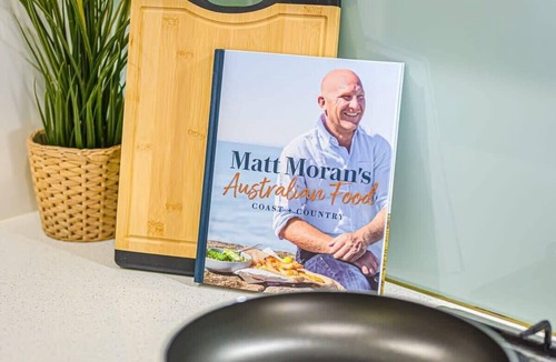 Parramatta Apartment | Comfy 2BR in Parramatta central with free parking