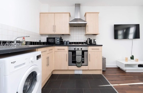 Southampton Apartment | Comfy 3-Bed Flat | Southampton