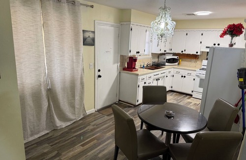Midwest City House | Comfy 3 Bedroom with smart TV and WiFi near Tinker