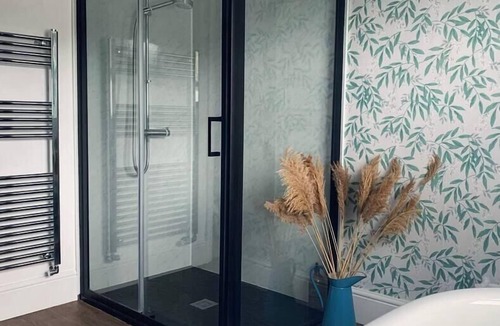 Ilminster House | Comfy 3BD Home with Patio in Peaceful Ilminster