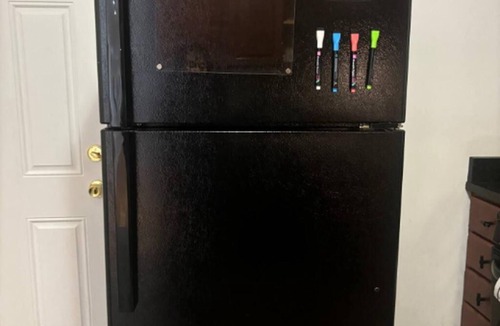 South Shore Apartment | Comfy 3Bdrm near LSD,Obama Center, UIC, Sci Museum