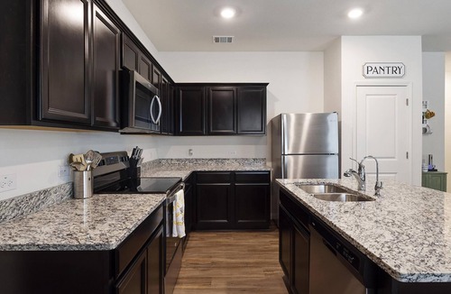 Jarrell House | Comfy 3BR Home in Jarrell