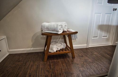 Ridgefield Park Apartment | Comfy 3rd Floor Studio Near NYC