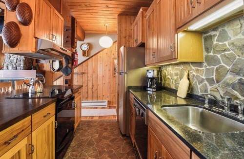 Olympic Valley Condo | Comfy Alpine Meadows | Endless fun