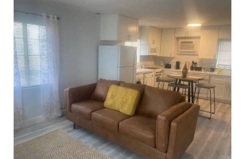 Fairview Shores Apartment | Comfy and Charming -A 1 Bedroom Duplex Apartment