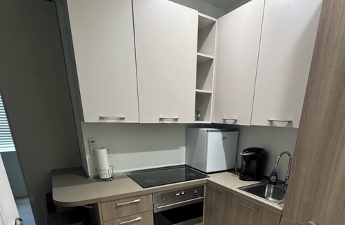 Midtown Apartment | Comfy and Cozy Studio in Wynwood - Miami (1 Queen bed and 1 sofa bed)