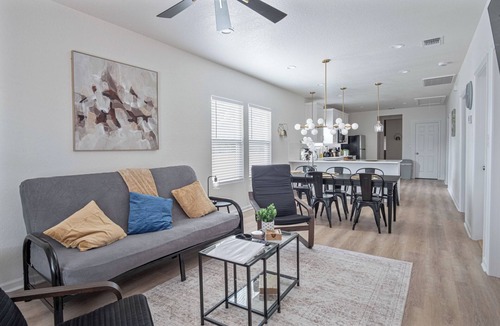 Downtown San Antonio Cottage | Comfy and Happy Stays Near Riverwalk and Downtown!