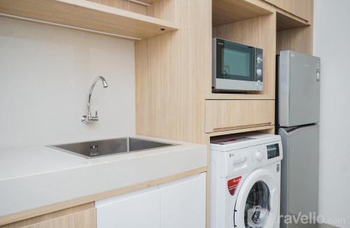 Pondok Aren Apartment | Comfy and Minimalist Studio at Embarcadero Bintaro Apartment By Travelio