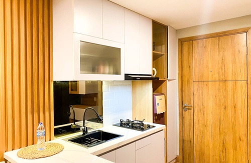 Duren Sawit Apartment | Comfy and Modern Look 1BR LRT City Jatibening Apartment