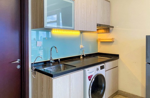 Old Jakarta Apartment | Comfy And Spacious 2Br At Menteng Park Apartment