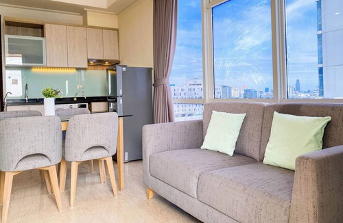 Old Jakarta Apartment | Comfy And Spacious 2Br At Menteng Park Apartment