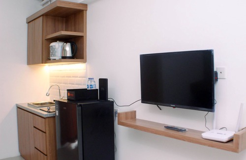Jatinegara Apartment | Comfy And Strategic Studio Apartment At Bassura City