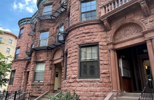 Prudential - St. Botolph Apartment | Comfy Back Bay Alcove Studio Apt