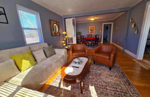 West Roxbury Apartment | Comfy & Chic Apartment for 2026 World Cup FREE PARKING