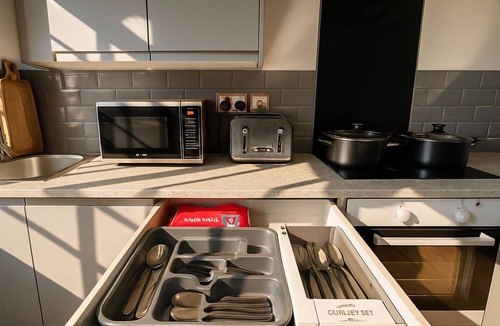 RopeWalks Apartment | Comfy City Centre Apt for 6 – Bars, Dining & Train