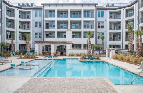 North Augusta Condo | Comfy Condo w/Private Driver for Masters Week! Walk to Riverfront and SRP Park.