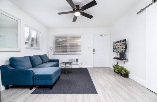 Middle River Terrace Apartment | Comfy Condos at Middle River Apt 3
