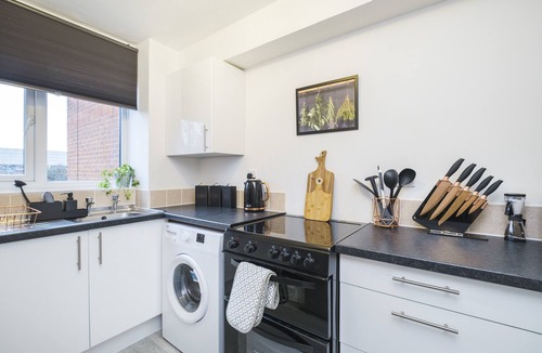 West Thurrock Apartment | Comfy Contractor Guest Apartment