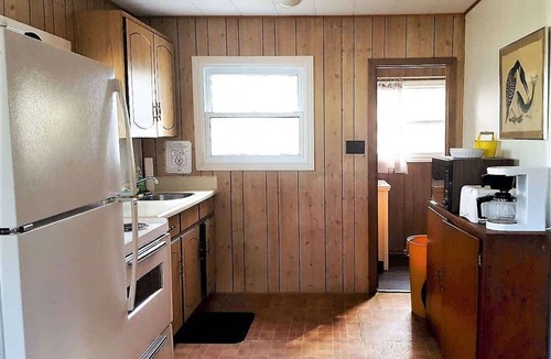 Carling Cabin | Comfy Cottage in Georgian Bay - Rockwood #9